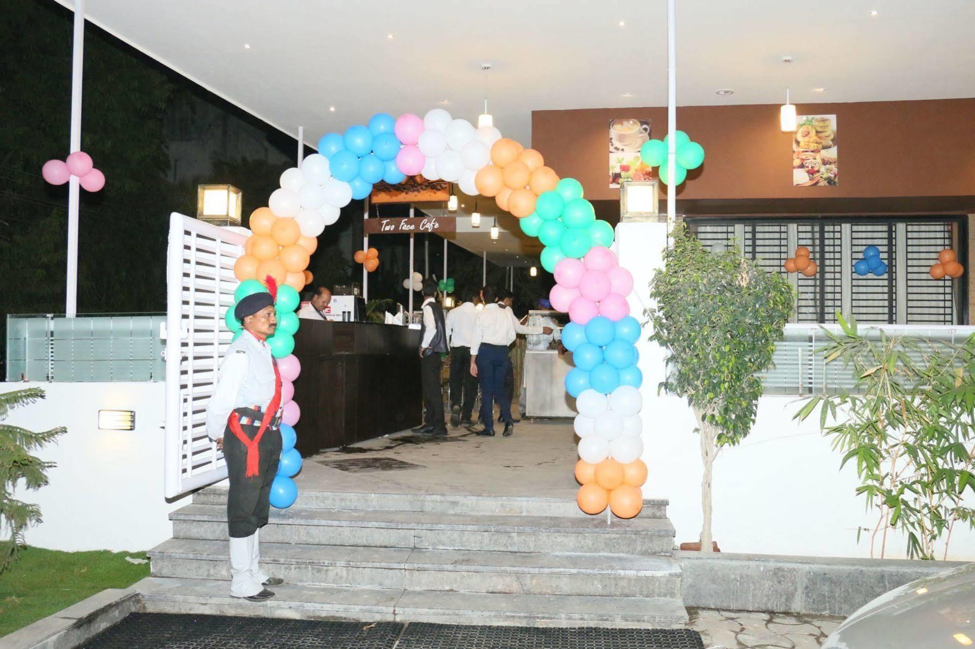 Hotel Vijay Residency Aurangabad (Maharashtra) Exterior foto