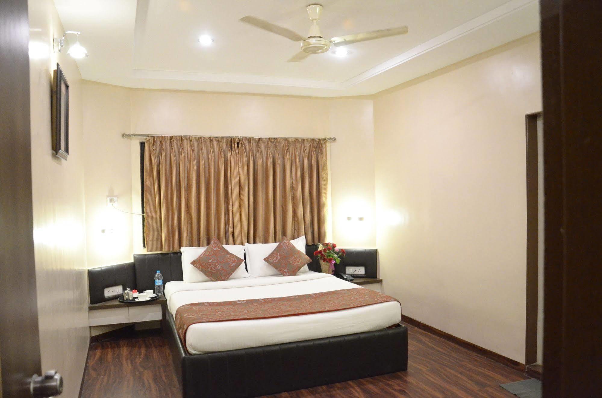 Hotel Vijay Residency Aurangabad (Maharashtra) Exterior foto